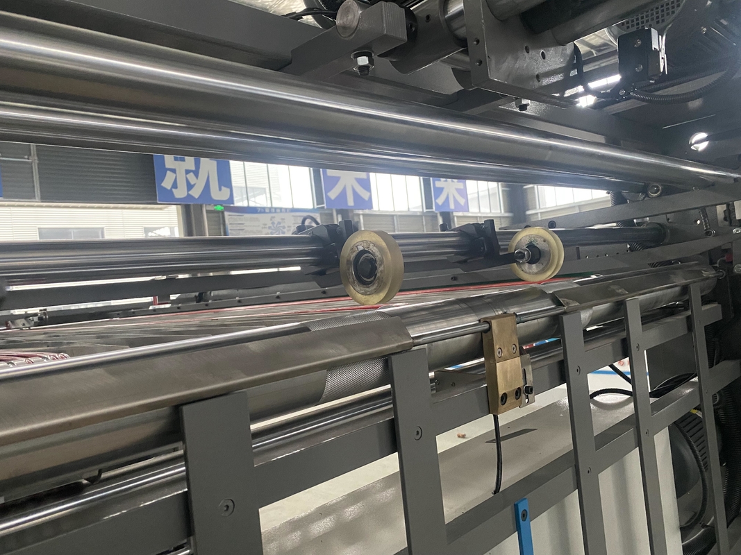 120-600gsm Top Sheet Auto Flute Laminator Κυματοειδές μηχάνημα Laminator CE