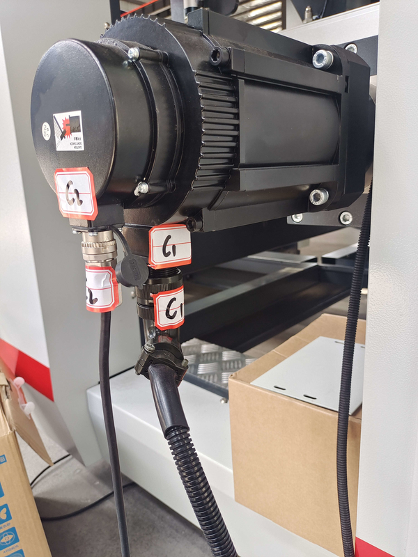 Μηχανή επικόλλησης φακέλων Solute Glue Corrugated Box Folder Gluer 420mm-1900mm