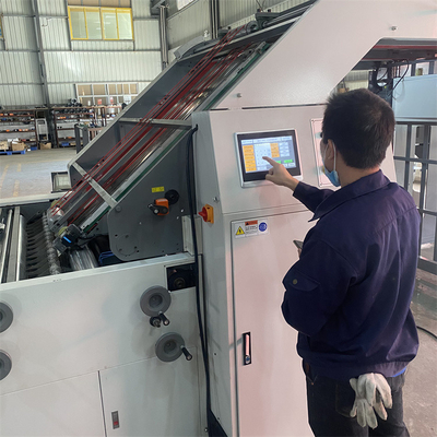 Ζαρωμένο υψηλή ταχύτητα Laminator 2 φλαούτων κιβωτίων πτυχή 3 5 7